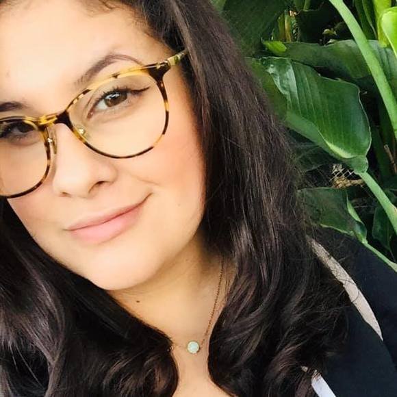 Meet your Posher, Sarah - Picture 1 of 1